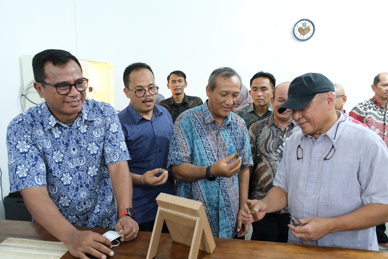 Pabrik Cerutu Tembakau Deli Diresmikan, Siap Bertarung di Pasar Global