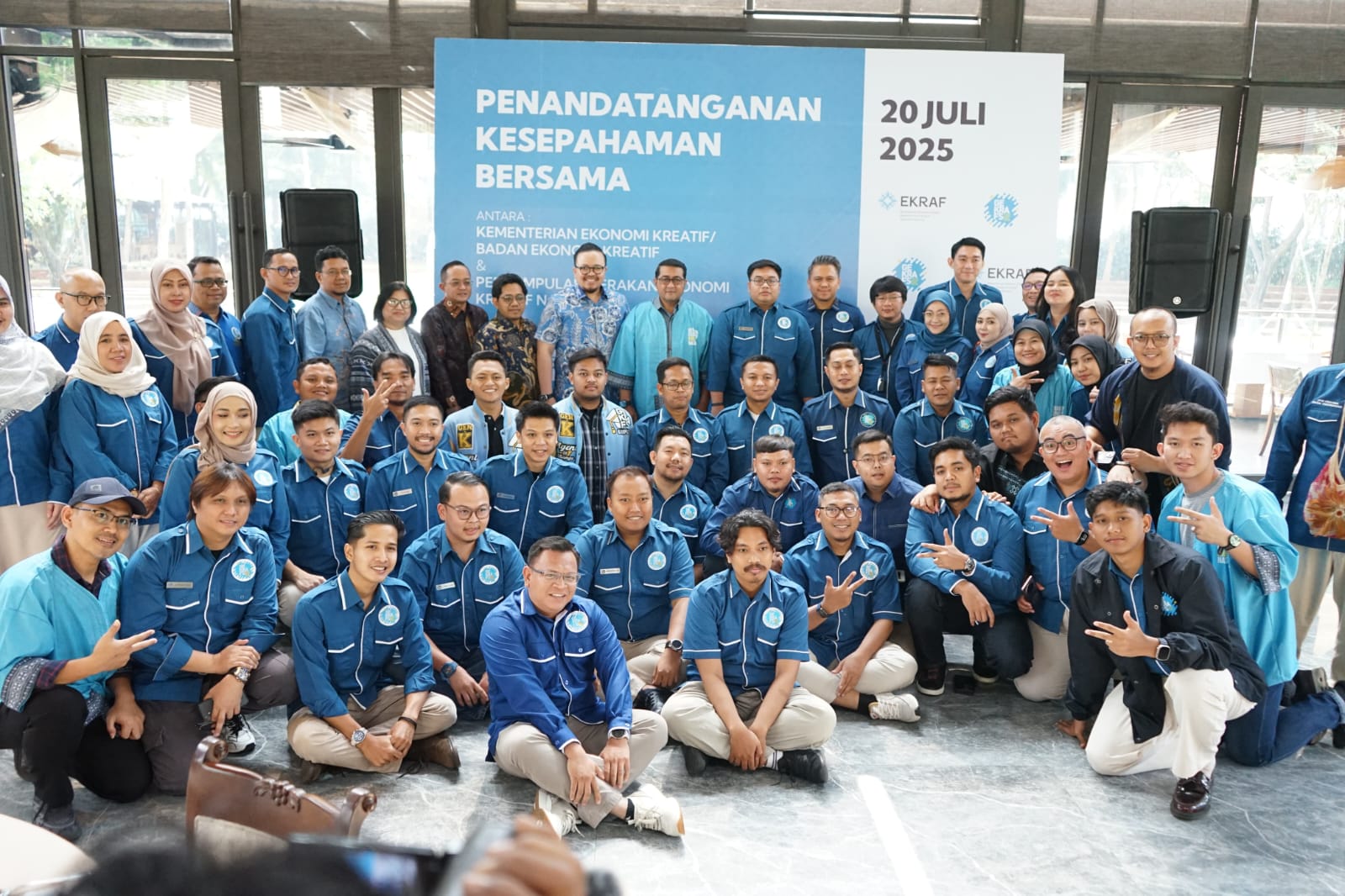 Terpilih kembali sebagai Ketua Umum DPP Gekrafs Kawendra Luktisian “Tancap Gas” Lakukan MoU dengan Kementerian Ekonomi Kreatif. Gekrafs Sumut : Langkah Konkret Ketum Kawe