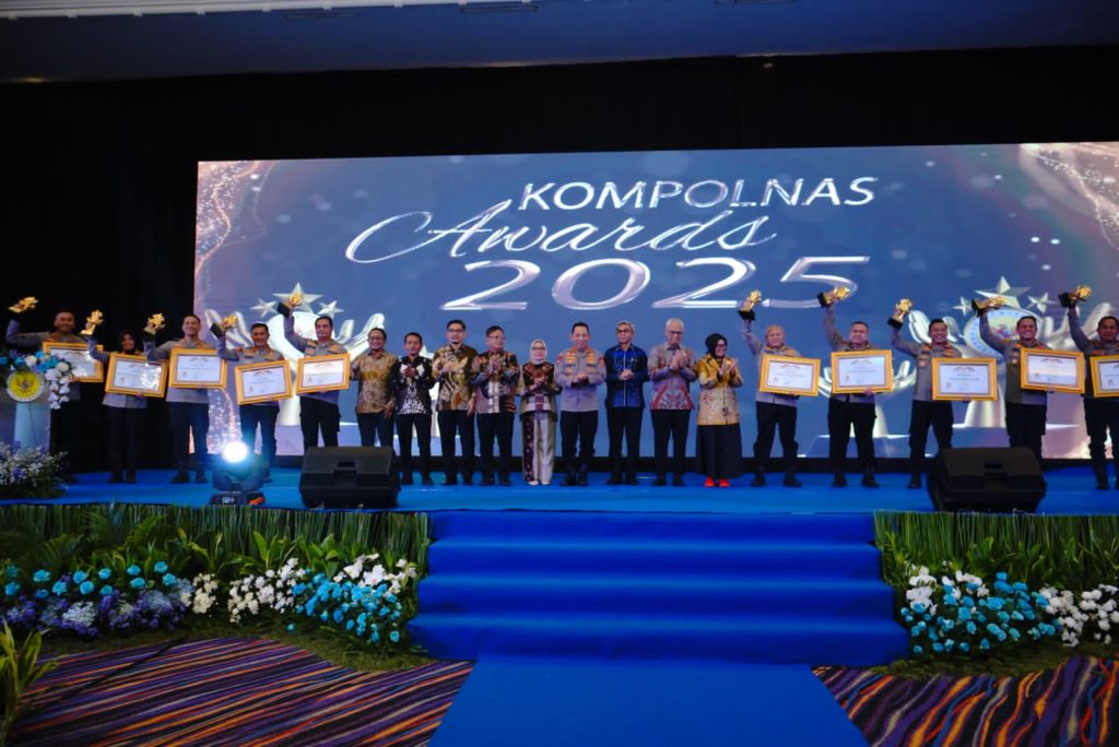 Raih Penghargaan Kompolnas Awards 2025 Kategori Terbaik Tingkat Polda Tiga Kali Berturut-turut, Kapolda Sul-sel “Bukti Nyata Kepemimpinan Beritegritas”