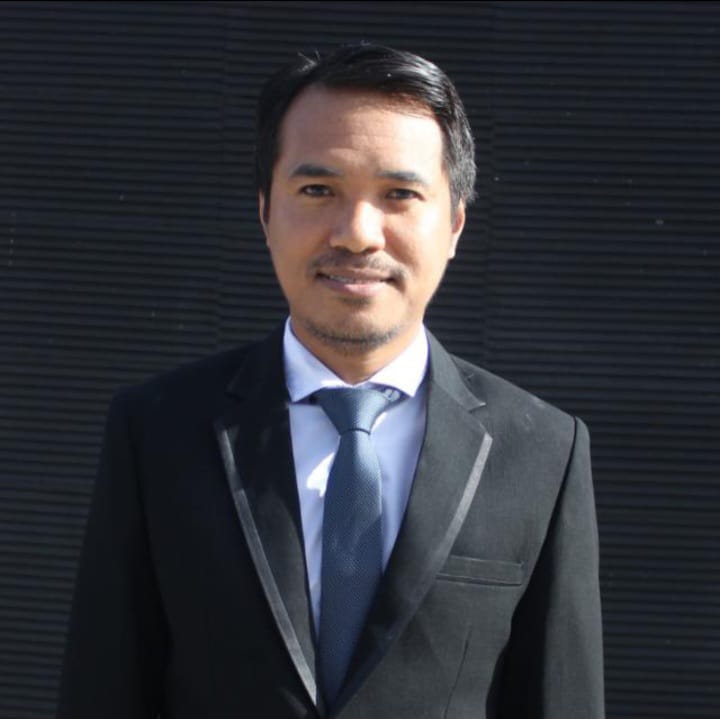WEBINAR NASIONAL MIMBAR HUKUM INDONESIA UNGKAP STRATEGI JITU HADAPI LONJAKAN TARIF IMPOR–EKSPOR DAN PENGETATAN BEA CUKAI