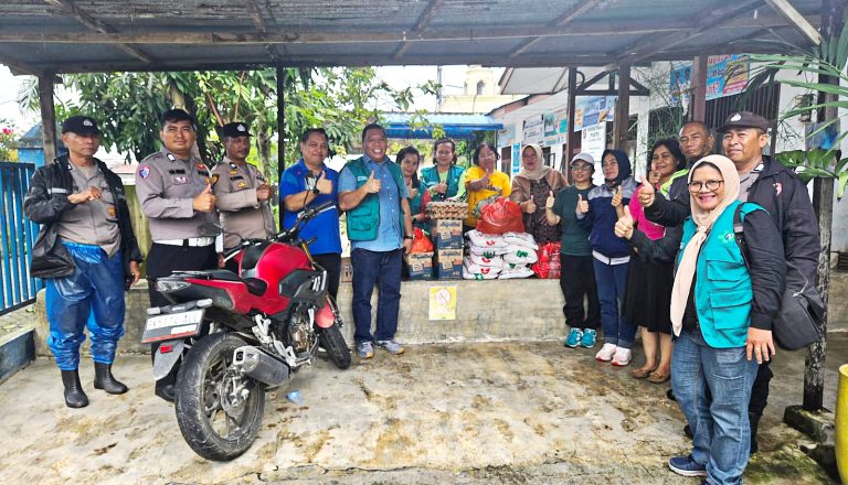 RSUD Pancur Batu Peduli Korban Banjir: Bantuan Sembako Disalurkan melalui Pustu Simalingkar