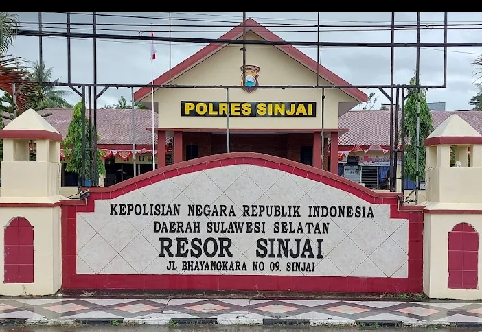 Propam Polres Sinjai Selesaikan Dengan Damai Persoalan Anggota Dengan Warga Sinjai