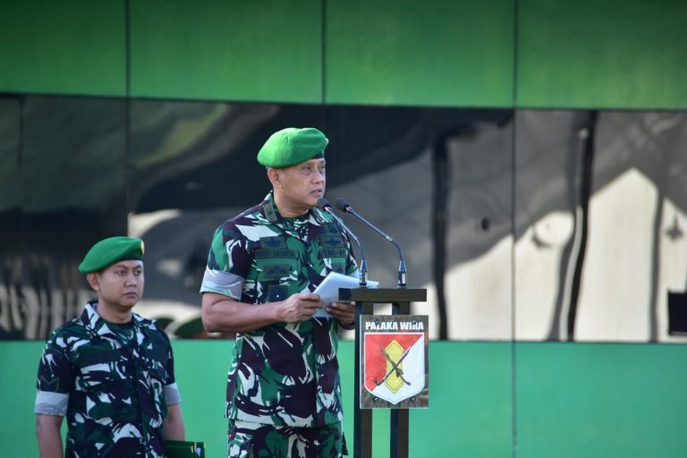 Kasdam XXIII/Palaka Wira Pimpin Upacara 17-an, Sampaikan Amanat Kepala Staf Angkatan Darat