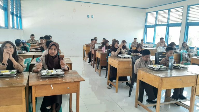 SPPG Kalukku Sondoang Layani 2.718 Penerima Manfaat, Perkuat Program Makan Bergizi Gratis di Mamuju