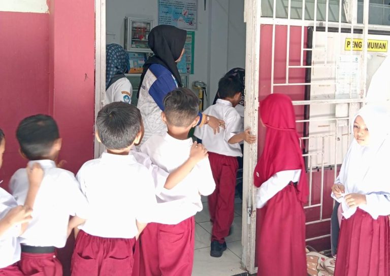 BIAS dan POPM SDN Gaddong 2 Makassar Sukses Digelar, Wujud Sinergi Cegah Penyakit pada Anak