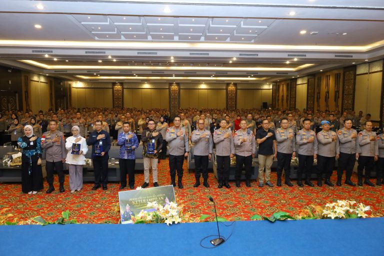Kapolda Sulsel Buka Pembekalan PNPP Jelang Purna Tugas, Tekankan Kesiapan Hadapi Masa Pensiun