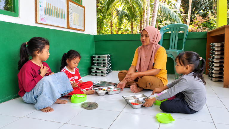 Potret Penerima Manfaat Posyandu Siamasei di Desa Kaluku Nangka, Wujud Kepedulian terhadap Kesehatan Masyarakat